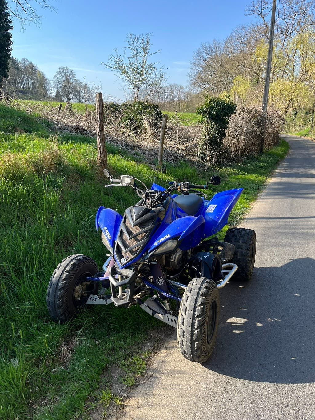 2006 Raptor 700 — Doma exhaust, lowered and widened