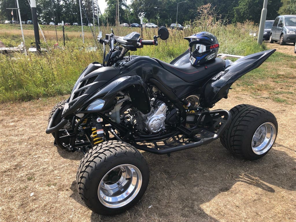 2009 Raptor 700 — lowered, widened, stored indoors
