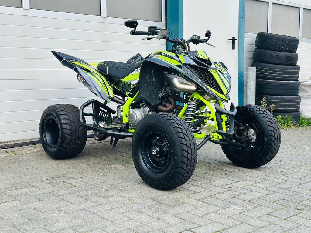 2011 Raptor 700R — rebuilt engine, neon yellow frame, photo 5