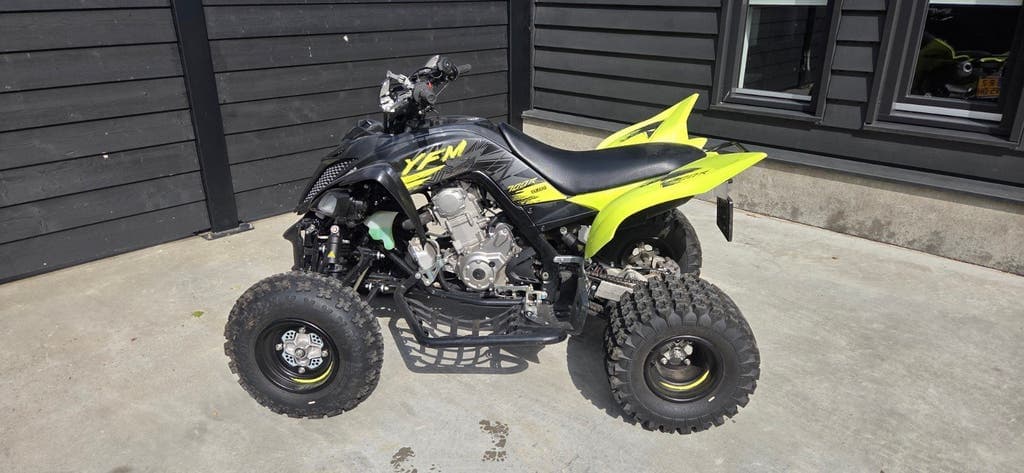 2022 Raptor 700R SE — like new, 1,718 miles