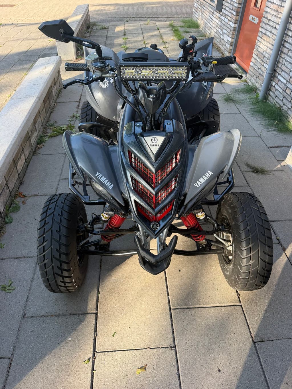 Raptor 700R — well maintained, excellent condition
